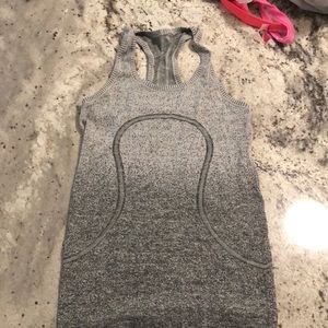 Lulu lemon tank
